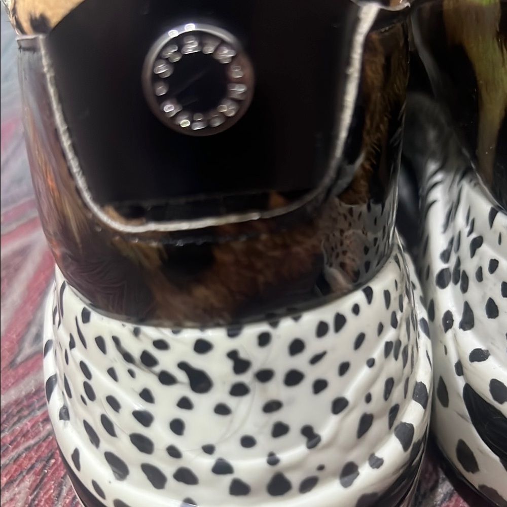 STEVE MADDEN Cliff Sneaker Leopard Hide Print w/ Black Gold leather Accents sz7 - Picture 3 of 6